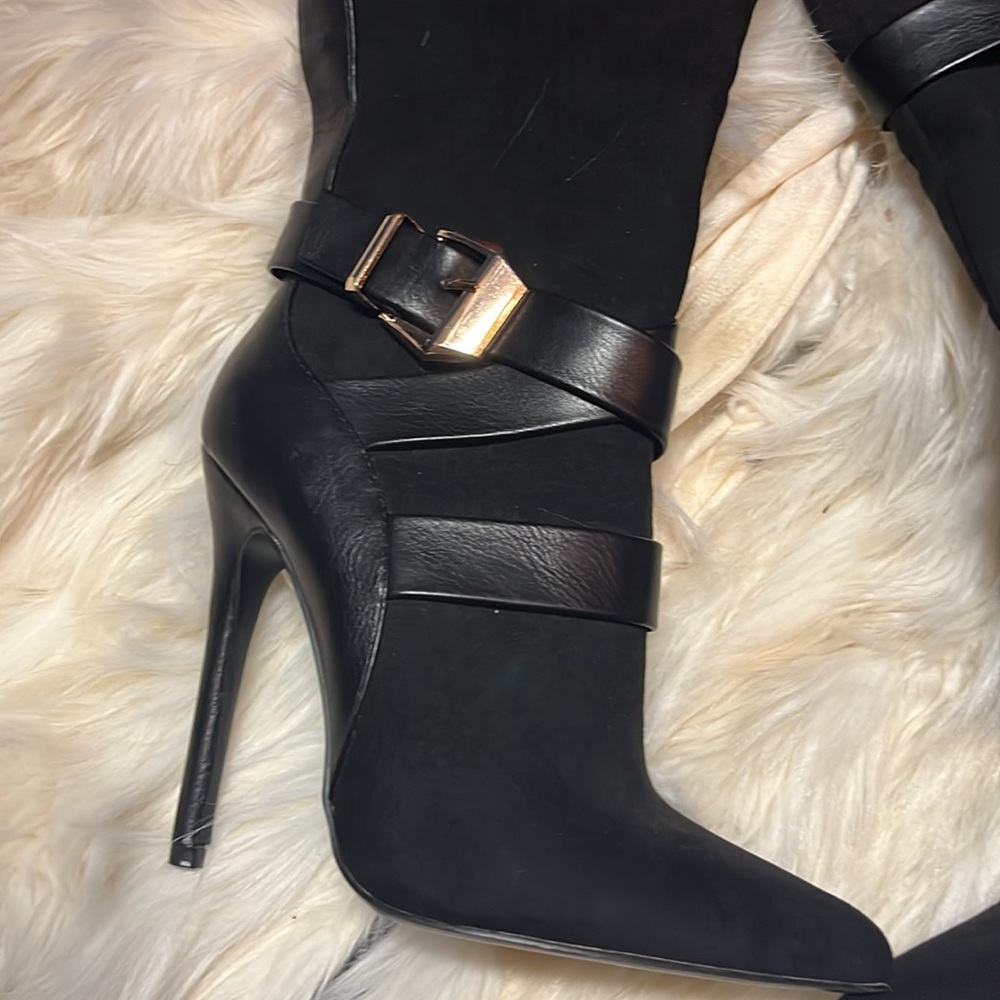 - Sexy knee high boots size 8